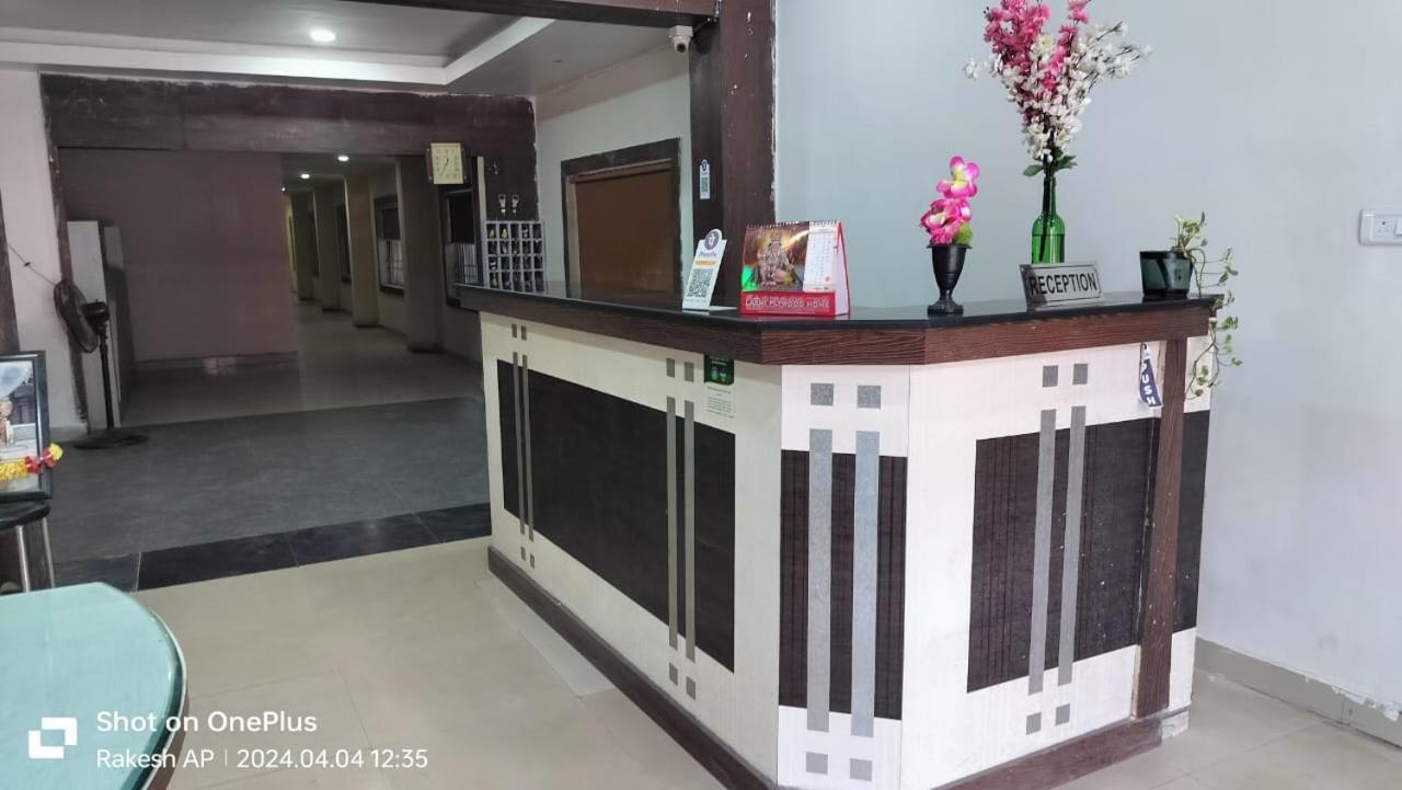 Hotel Paradise Convention Bhubaneswar Eksteriør billede