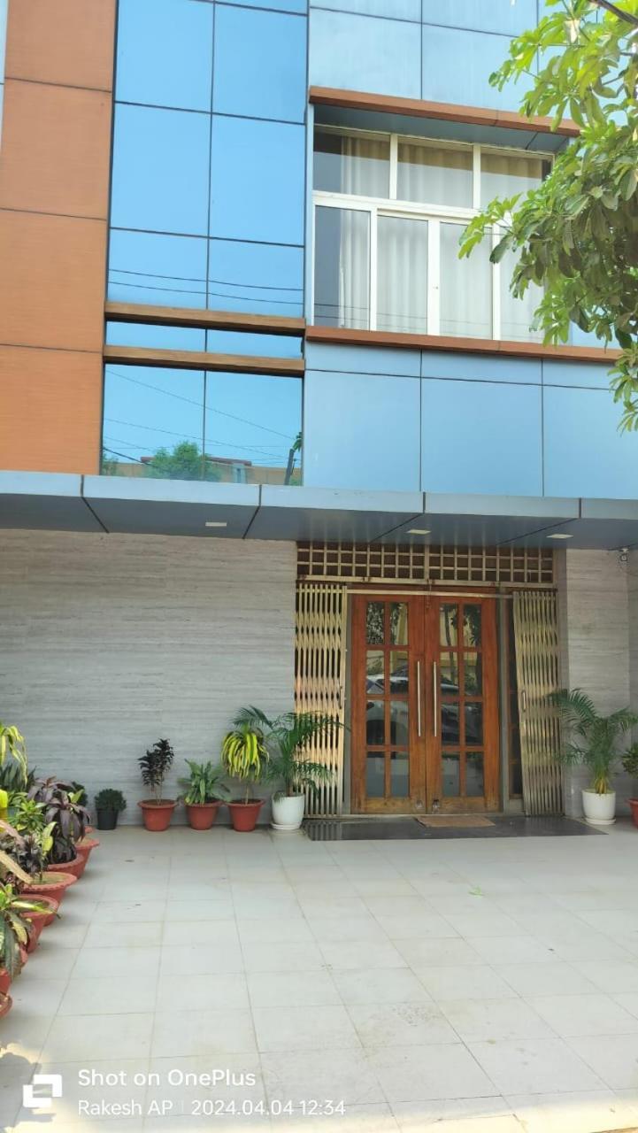 Hotel Paradise Convention Bhubaneswar Eksteriør billede